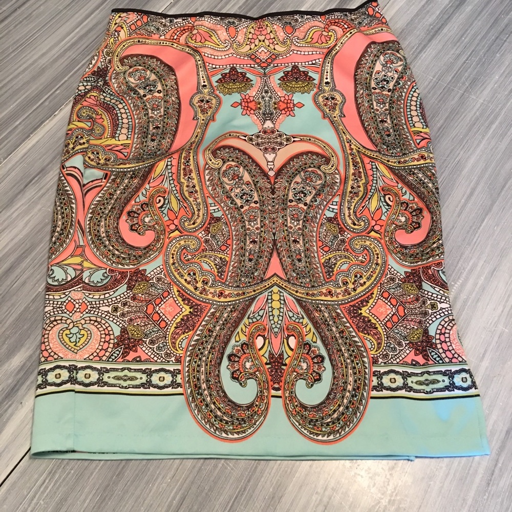 Bisou bisou skirt